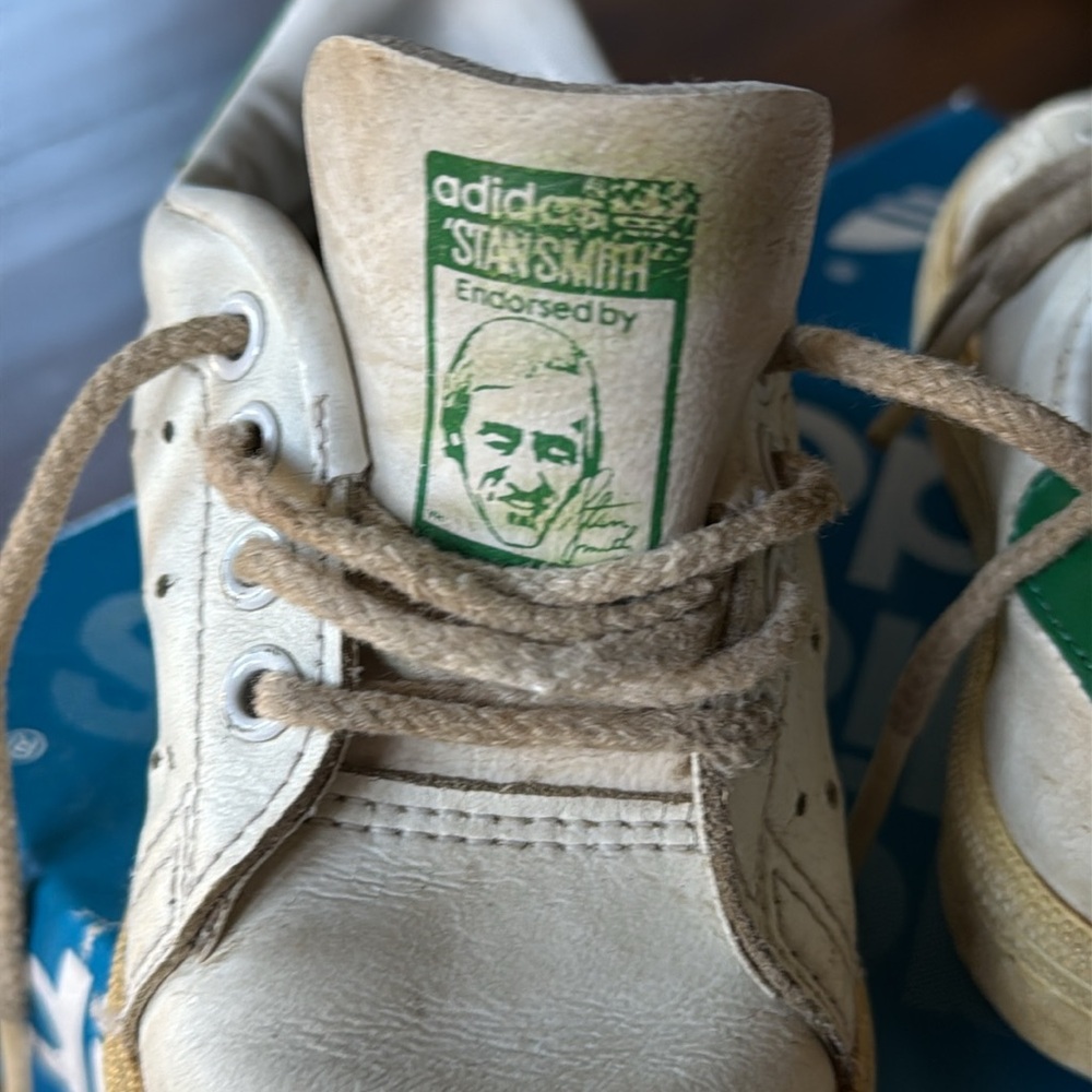 ORIGINAL 1984 kids Stan Smith Adidas sneakers- in box since 1986